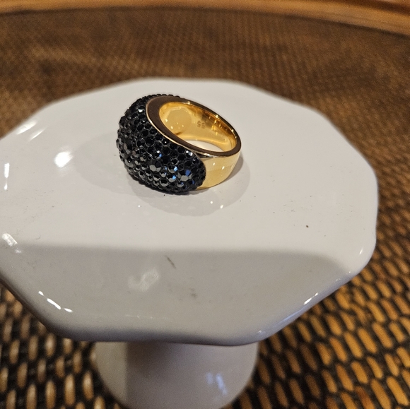 Swarovski Black Pave Crystal and Gold Cocktail Ring 55 - Picture 6 of 13